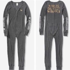 Last Chance ❌🛍️vs pink sequence onsie final price!